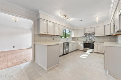 Welcome home to Redwood & Cedar in the heart of Ocean Springs' - photo 23