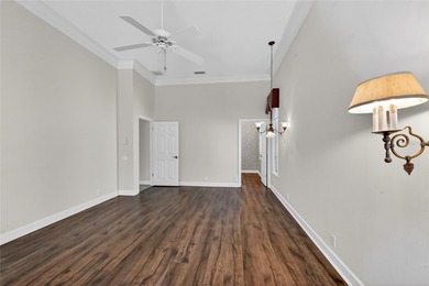 Elegant Golf Course Retreat in Rosedale Golf & Country Club -