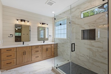 Amazing 5BR/4BA home featuring quality updates and exceptional - photo 26