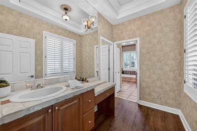 Elegant Golf Course Retreat in Rosedale Golf & Country Club -