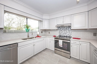 Welcome home to Redwood & Cedar in the heart of Ocean Springs' - photo 26