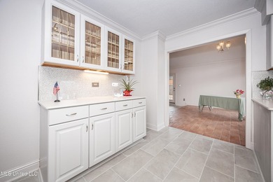 Welcome home to Redwood & Cedar in the heart of Ocean Springs' - photo 29