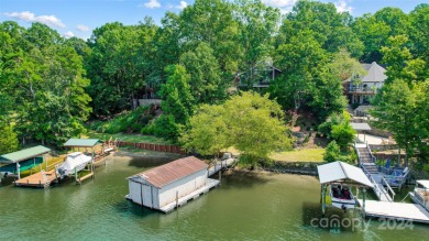 Lake Wylie Home Sale Pending in Tega Cay South Carolina