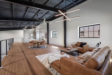 This exceptional luxury garage/residence offers architectural - photo 34