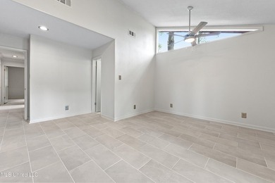 Welcome home to Redwood & Cedar in the heart of Ocean Springs' - photo 35