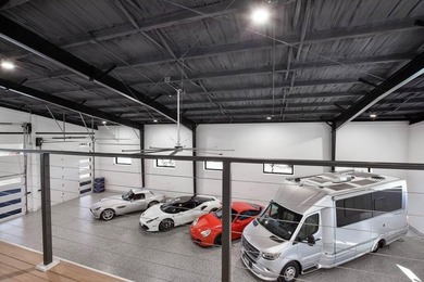 This exceptional luxury garage/residence offers architectural - photo 36