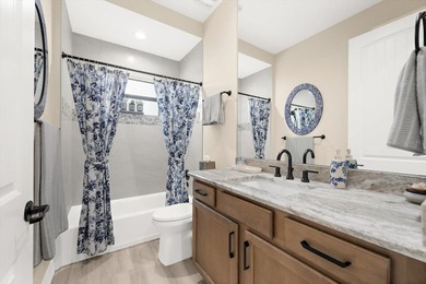 WELCOME TO YOUR WATERFRONT SHOWSTOPPER--STUNNING 3 BEDROOM, 3 - photo 36