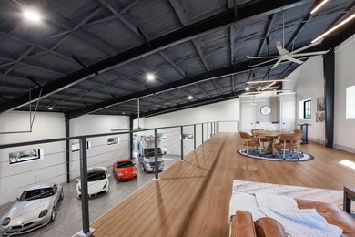 This exceptional luxury garage/residence offers architectural - photo 37