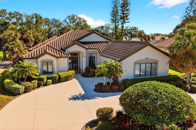 Elegant Golf Course Retreat in Rosedale Golf & Country Club -