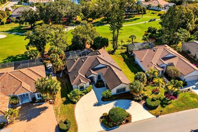 Elegant Golf Course Retreat in Rosedale Golf & Country Club -