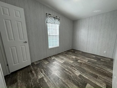 Own your own home in a quiet, well-maintained neighborhood! This - photo 8