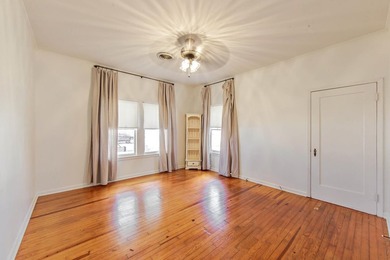 Charming cottage-style home in the heart of downtown Houma! This - photo 11