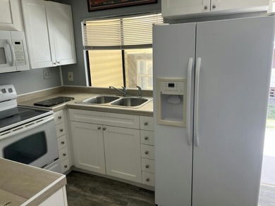 Great opportunity for a possible investment or make it your own - photo 4