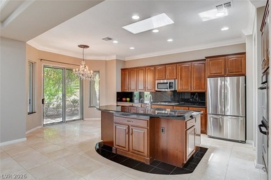 FABULOUS 'SIENA' IN SUMMERLIN *GOLF* COURSE PROPERTY W/ FAIRWAY - photo 26