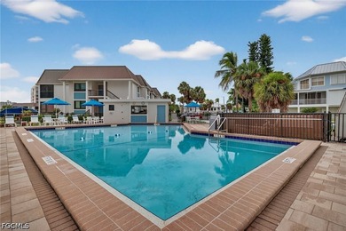 Some people come to Fort Myers Beach for a week. Others - photo 27
