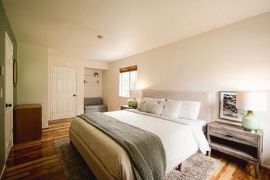 Live just a few blocks from the beach in the iconic Pleasure - photo 16