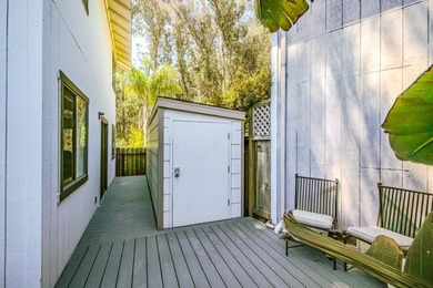 Live just a few blocks from the beach in the iconic Pleasure - photo 19