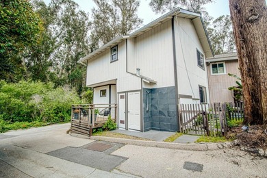 Live just a few blocks from the beach in the iconic Pleasure - photo 24