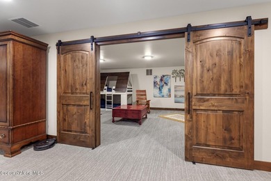 An extraordinary Rim beauty in the coveted gated community of - photo 45