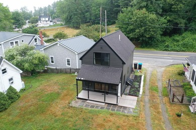Don't miss this opportunity to own a year-round, two-bedroom - photo 5