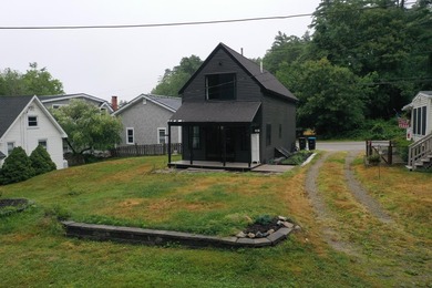Don't miss this opportunity to own a year-round, two-bedroom - photo 8