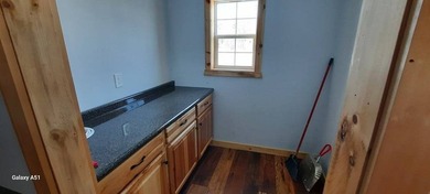 Charming renovated Farmhouse with views of the Sacandaga - photo 8
