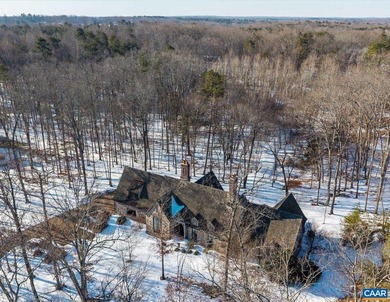 This remarkable 4 bedroom, 3.5 bathroom fieldstone residence was - photo 3