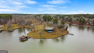 SUNSETS AND VIEWS FOR DAYS! This stunning fee simple lake home - photo 3