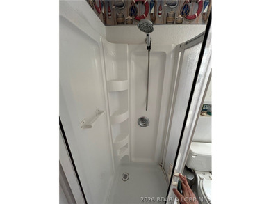 Enjoy Lake of the Ozarks living in this well-maintained 1 bed, 1 - photo 11