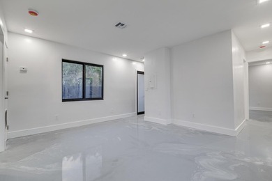 Turn the key and start earning from day one-or live in one unit - photo 19