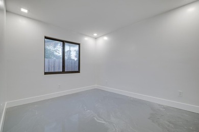 Turn the key and start earning from day one-or live in one unit - photo 22