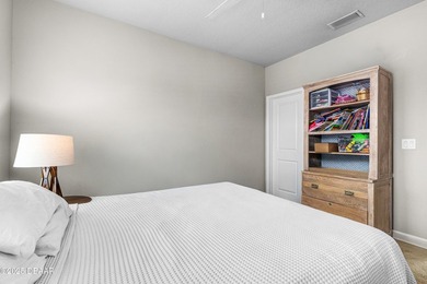 Welcome to this stunning 4-bedroom, 2.5-bath home. The inviting - photo 24