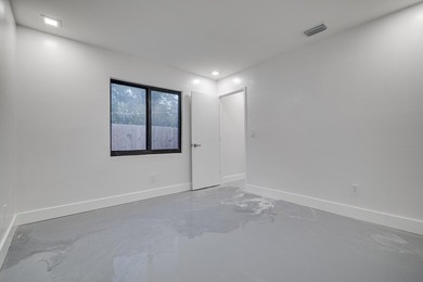 Turn the key and start earning from day one-or live in one unit - photo 29