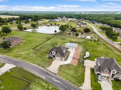 Lake Home For Sale in Blue Ridge, Texas