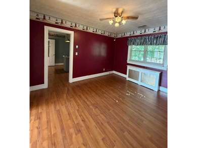 Opportunity awaits in the heart of Clarksville! This 4-bedroom - photo 6