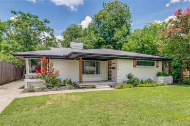 Lake Home For Sale in Dallas, Texas