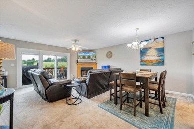 Waterfront, short-term rentable townhouse in a highly desirable - photo 11
