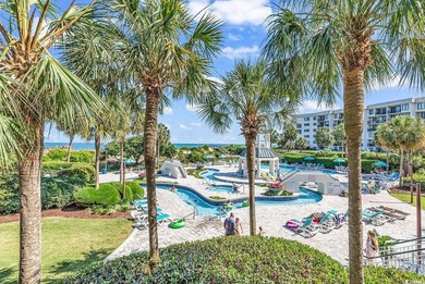 Wake up to the sound of waves and sweeping ocean views from this - photo 15