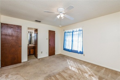 Discover comfort, space, and convenience in this charming - photo 18
