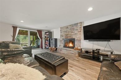 Welcome to this stunning, fully expanded and custom-designed - photo 19