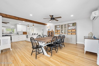 Beautifully renovated 3 bedroom, 2.5 bath with dedicated office - photo 22