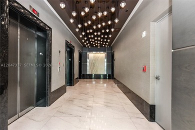 Spacious corner residence at The Plaza on Brickell featuring two - photo 22