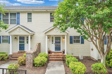 Waterfront, short-term rentable townhouse in a highly desirable - photo 23