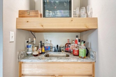 Waterfront, short-term rentable townhouse in a highly desirable - photo 25