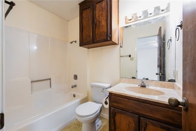 Discover comfort, space, and convenience in this charming - photo 28