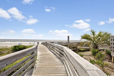 Wake up to the sound of waves and sweeping ocean views from this - photo 29