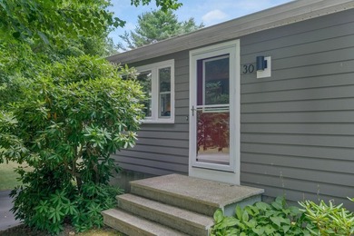 30 Melissa Drive is a fantastic opportunity to own a - photo 3
