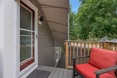 30 Melissa Drive is a fantastic opportunity to own a - photo 7