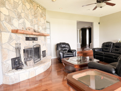 Waterfront Living at It's Finest - photo 8