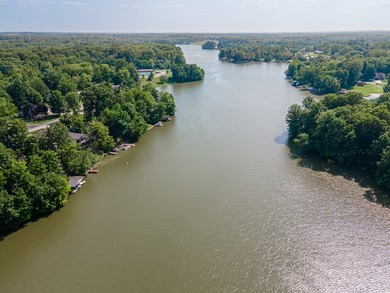 Rustic charm abounds in this beautiful Candlewood lakefront - photo 9